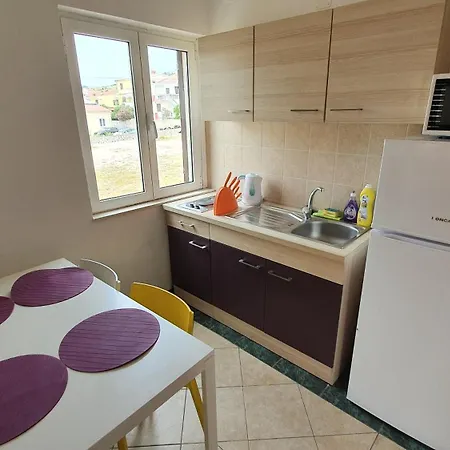 Apartmán Budget Primorska Pag Town