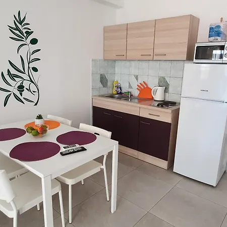 Appartement Budget Primorska Pag Town